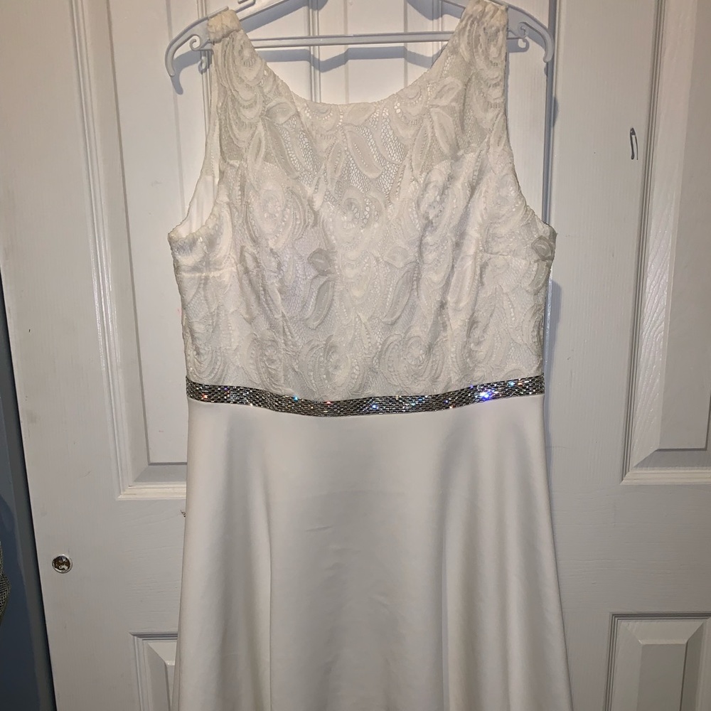 White XL dress
